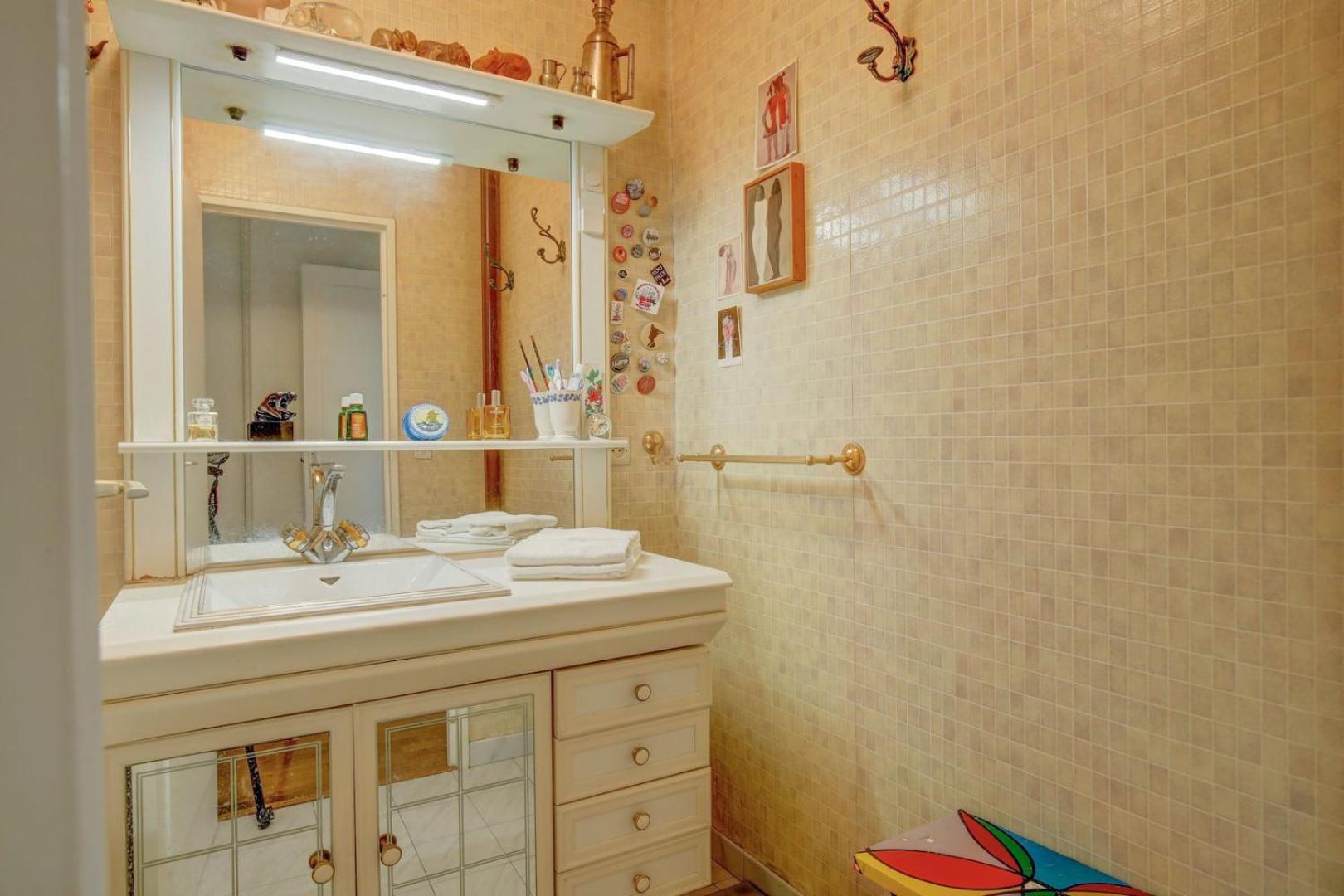 Aux Portes Des Lilas Bagnolet Kültér fotó